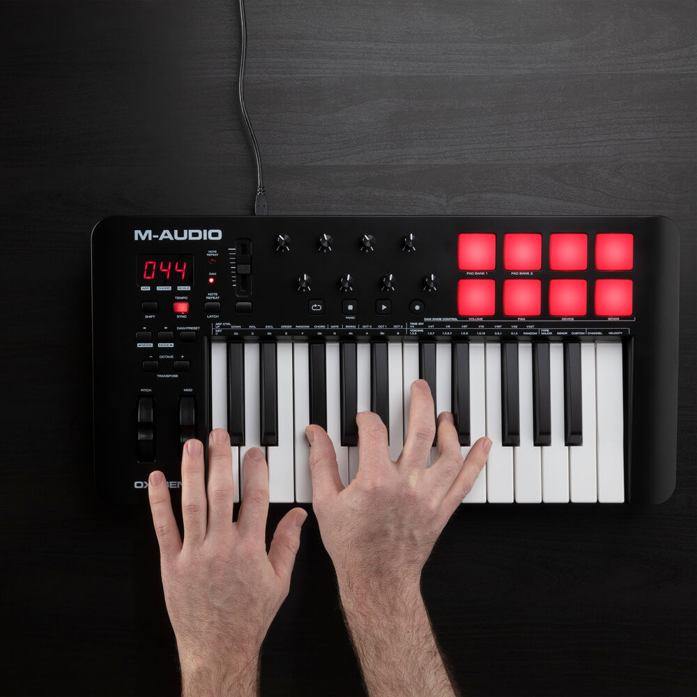 M-Audio Oxygen 25-Key USB MIDI Keyboard Controller - Image 3